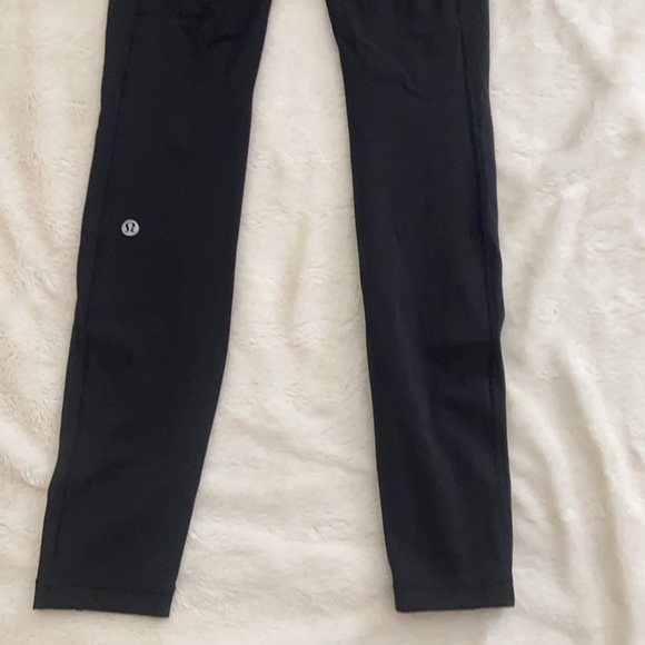 Lululemon leggings - Picture 5 of 9